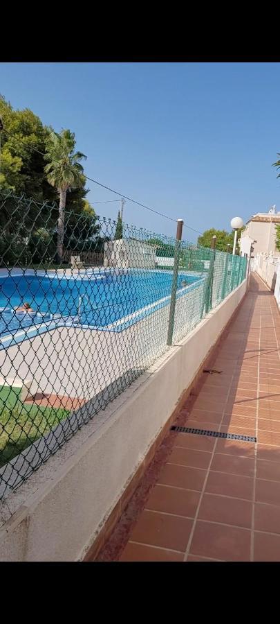 Apartamento Bajo Con Terraza Y Piscina Торрев'єха Екстер'єр фото