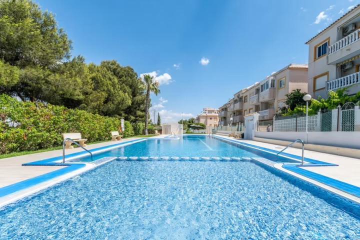 Apartamento Bajo Con Terraza Y Piscina Торрев'єха Екстер'єр фото